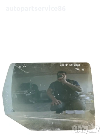 Стъкло за прозорец на задна дясна врата за Jeep Grand Cherokee 3.0 CRD (2007)