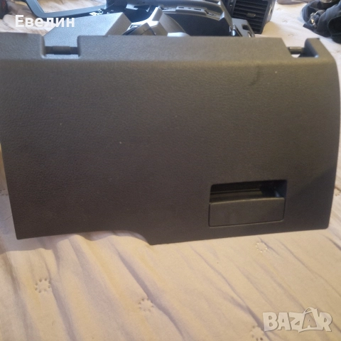 копче за фарове ,капак за бушони и други VW Touran, снимка 5 - Части - 52797934