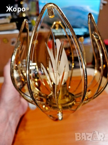 Настена лампа, снимка 4 - Настолни лампи - 54014318