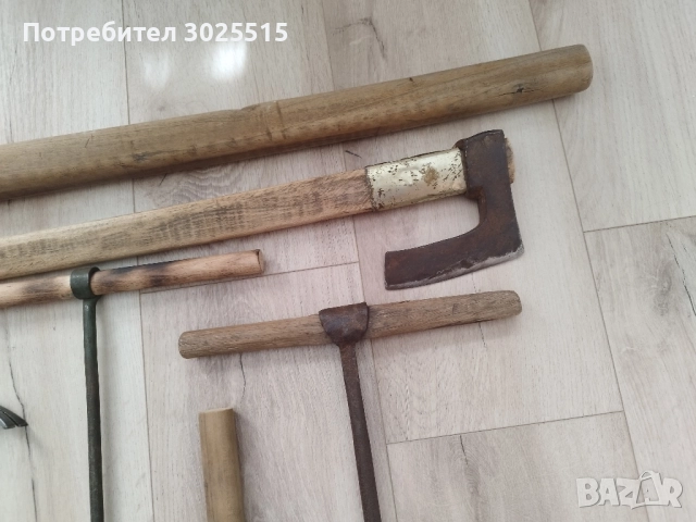 Стар автентичен свредел, дървен сап, чук, тесла, снимка 2 - Колекции - 42934215