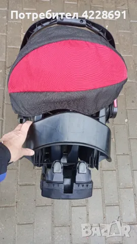 Детски столчета за кола  Bertoni, Lorelli и GRACO, снимка 12 - Столчета за кола и колело - 49465557