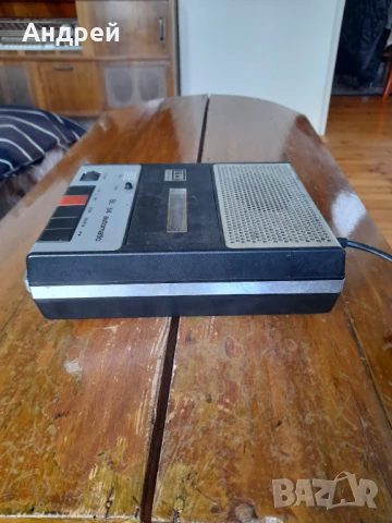 Стар касетофон ITT Schaub-Lorenz, снимка 5 - Антикварни и старинни предмети - 50929199