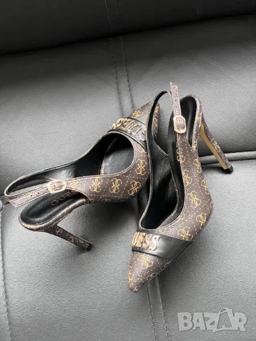 обувки на ток guess , снимка 2 - Дамски обувки на ток - 50342580