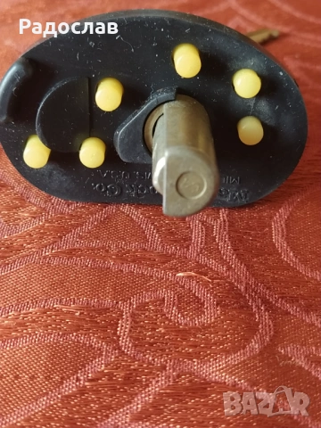 Master Lock ключалка устройство за заключване на оръжие , снимка 4 - Оборудване и аксесоари за оръжия - 54180590