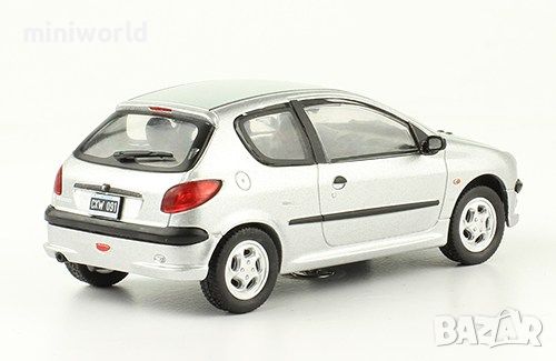 Peugeot 206 1996 - мащаб 1:43 на Salvat моделът е нов в блистер, снимка 3 - Колекции - 45864991