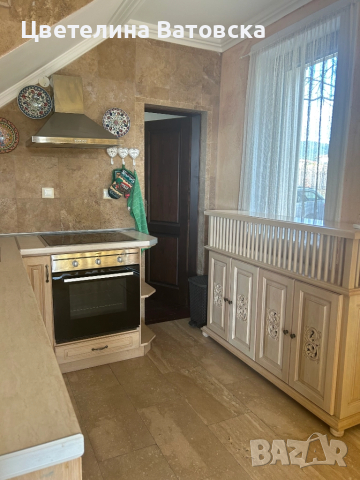 Прекрасна масивна къща в комплекс Черешова Градина с. Кошарица, близо до Слънчев бряг, снимка 4 - Къщи - 52068700