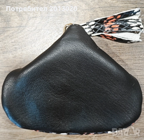 Дамско кожено портмоне , снимка 5 - Портфейли, портмонета - 52944792
