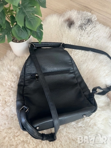 Дамска раница, снимка 5 - Раници - 52255208