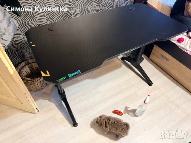 Геймърско бюро, снимка 3 - Бюра - 53528459