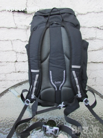 Туристическа раница Berghaus Arrow 30L, снимка 7 - Спортна екипировка - 52888461