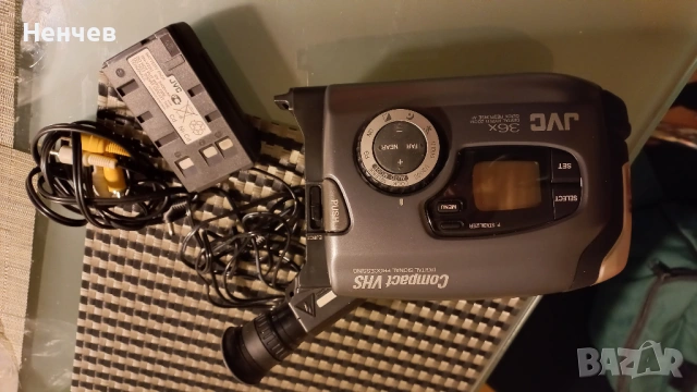 Дигитална VHS видеокамера JVC, снимка 6 - Камери - 53768982