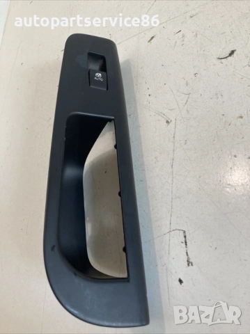 Бутон за заден ляв прозорец на врата за KIA Ceed 1.6 CRDi (2008) 83351-1H000