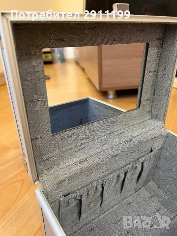 Малък куфар, снимка 8 - Куфари с инструменти - 53847488