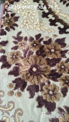 Тежка покривка за маса с релефни плюшени флорални мотиви, снимка 6 - Покривки за маси - 54213615