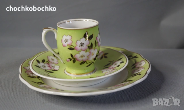 Стар Руски порцелан троен сет чашка за кафе с чинийки