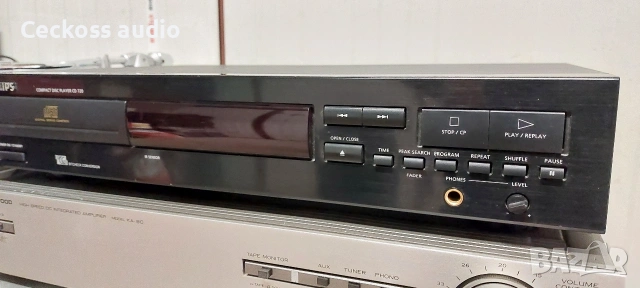 Сд плеър PHILIPS CD720, снимка 3 - Ресийвъри, усилватели, смесителни пултове - 53130460