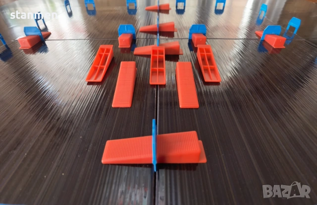 Клипсове и Клинове за нивелиране на плочки за Хоризонтално и Вертикално полагане. , снимка 4 - Гранитогрес и плочки - 54067453