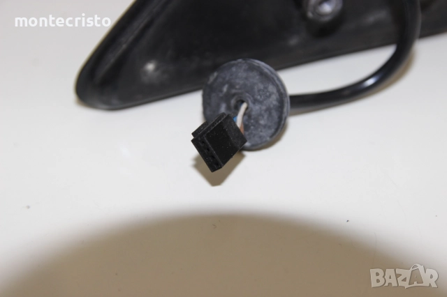 Дясно огледало BMW E36 Serie 3 седан комби (1990-1998г.) 51168119160 / 4 пина / електрическо Черно, снимка 6 - Части - 51971201