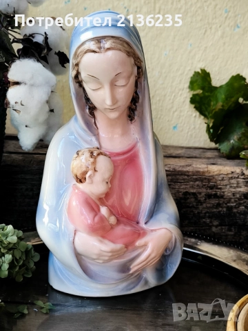 Порцеланова фигура Hertwig & Co, снимка 2 - Антикварни и старинни предмети - 52164043