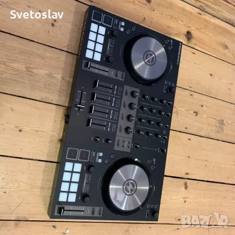 Traktor S3 конзола Трактор, DJ конзола + твърд кейс, снимка 6 - Ресийвъри, усилватели, смесителни пултове - 48197181