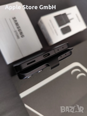 Samsung Z Flip 7 JetBlack 12GB RAM / 256 ROM, снимка 8 - Samsung - 52636224