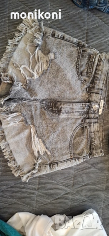 Дънки и Къси панталони