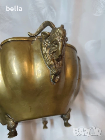 Антикварна бронзова жардиниера „Овни“ – Необарок, XIX век, снимка 6 - Антикварни и старинни предмети - 53836187