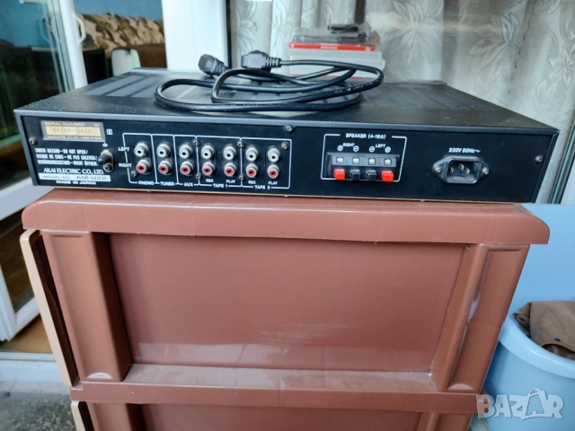 Усилвател Akai AM-U22 - 135лв, снимка 2 - Ресийвъри, усилватели, смесителни пултове - 52303095
