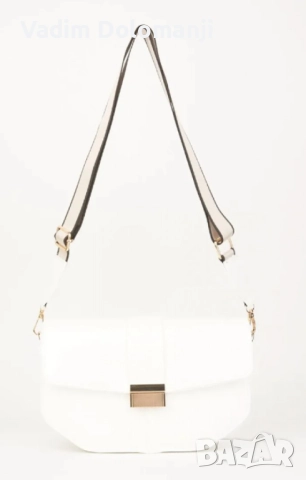 Дамска ежедневна чанта с хастар в различни цветове, снимка 4 - Чанти - 52435452