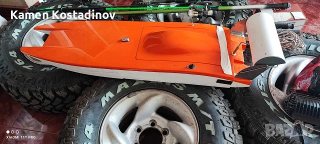 Продавам лодка за захранка , снимка 2 - Такъми - 53643641