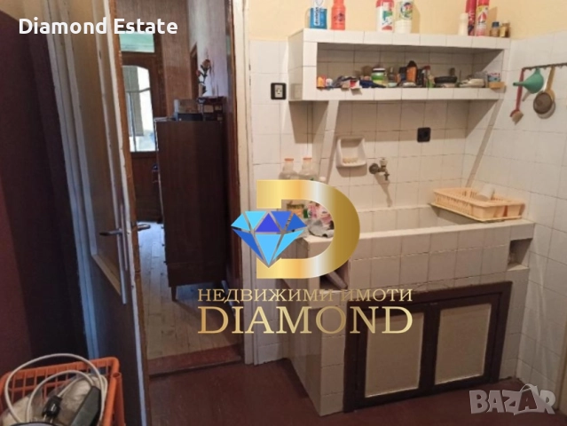 Двуетажна къща в град Гълъбово, снимка 6 - Къщи - 51562515