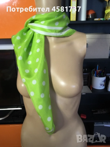 Копринен шал LDADPR в цвят лайм, снимка 2 - Шалове - 51717805