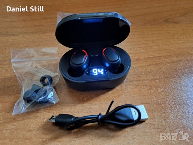 Стерео водоустойчиви безжични слушалки Earbuds V5.3 с цифров дисплей