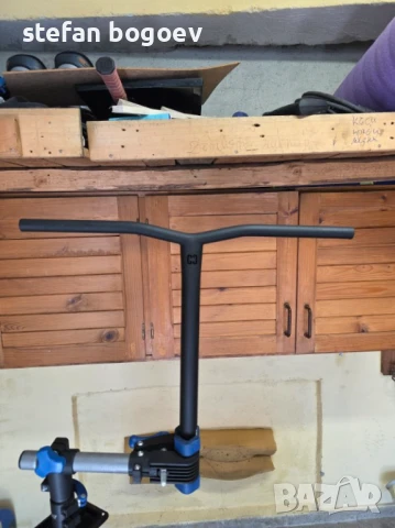 Бар core apollo v2 titanium black за тротинетка. 