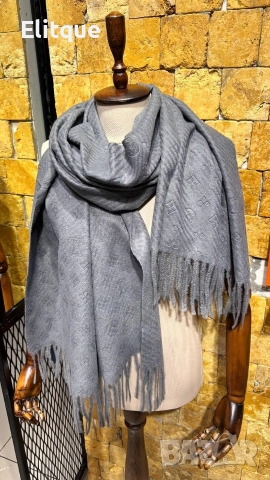 шалове %100 Кашмир Размер 1.90x65 Louis Vuitton , снимка 7 - Шалове - 52907978