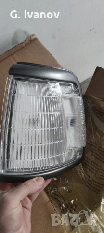 Чисто Нови Мигачи Бели Жълти Toyota Hilux VW TARO