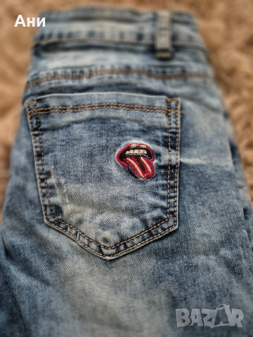 Дамски дънки няколко модела, снимка 7 - Дънки - 53568967