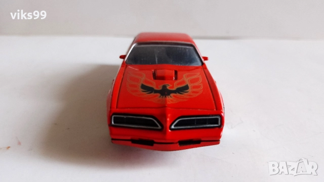 Pontiac Firebird Trans Am 1977 Motormax - Мащаб 1:43, снимка 7 - Колекции - 52403345