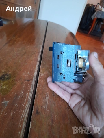 Стар електрически часовник Diehl, снимка 5 - Антикварни и старинни предмети - 53249125