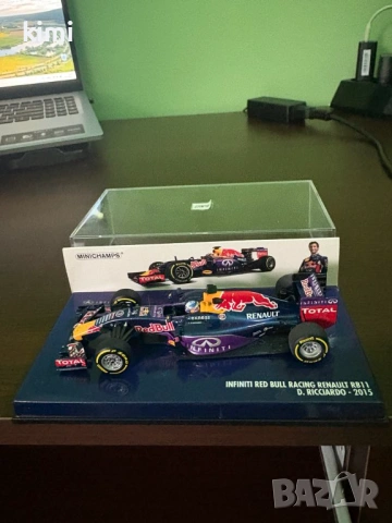 продавам колекция формула 1 на MINICHAMPS 1/43 RED BULL, снимка 9 - Колекции - 53482754