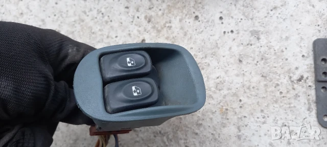 Бутони ел. стъкла Renault Scenic I 