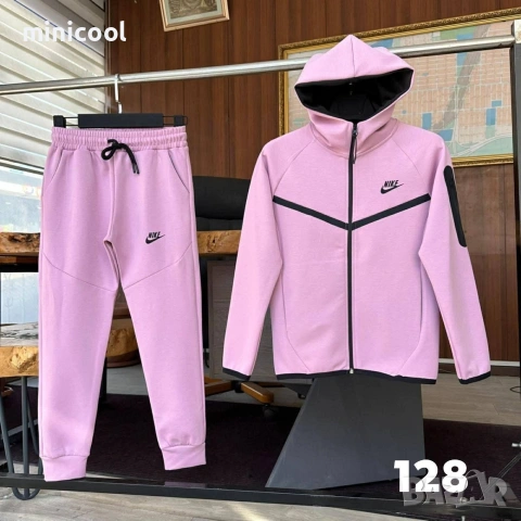 Екип Nike , снимка 3 - Детски анцузи и суичери - 53396386