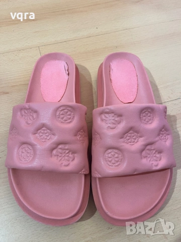 Оригинални чехли Guess