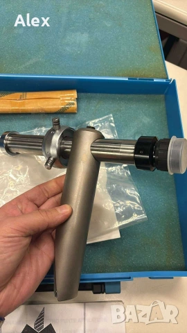 Продавам чисто нова италианска машина за заточване на режещи инструменти , снимка 2 - Други машини и части - 53428960