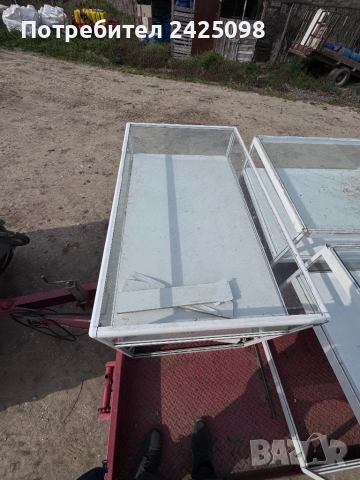 Витрина за магазин, снимка 6 - Стелажи и щандове - 54103854