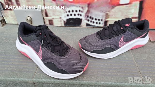 Дамски маратонки Nike, снимка 3 - Маратонки - 46296261