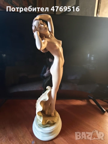 СТАТУЕТКА НА ВЕНЕРА, снимка 4 - Антикварни и старинни предмети - 53885776