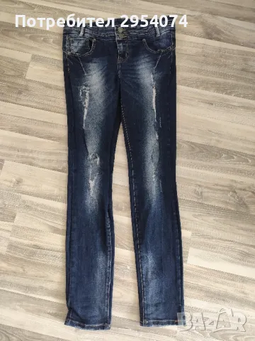 дамски дънки 28/29номер -15лв