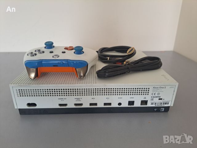 Конзола - Xbox One S, снимка 3 - Xbox конзоли - 45631175