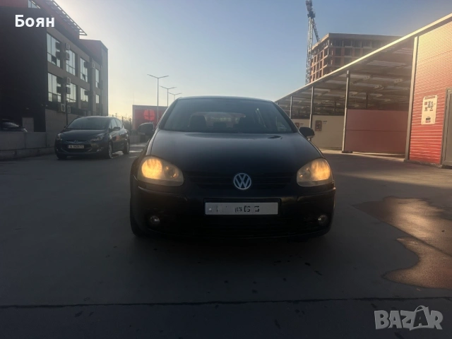 VW Golf 5 , снимка 15 - Автомобили и джипове - 53918736